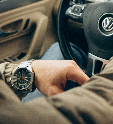 vladyslav-tobolenko-nxW_hTSDoZ4-unsplash 1