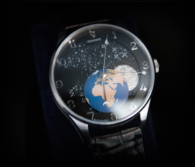 automatic "eclipse" moon phase